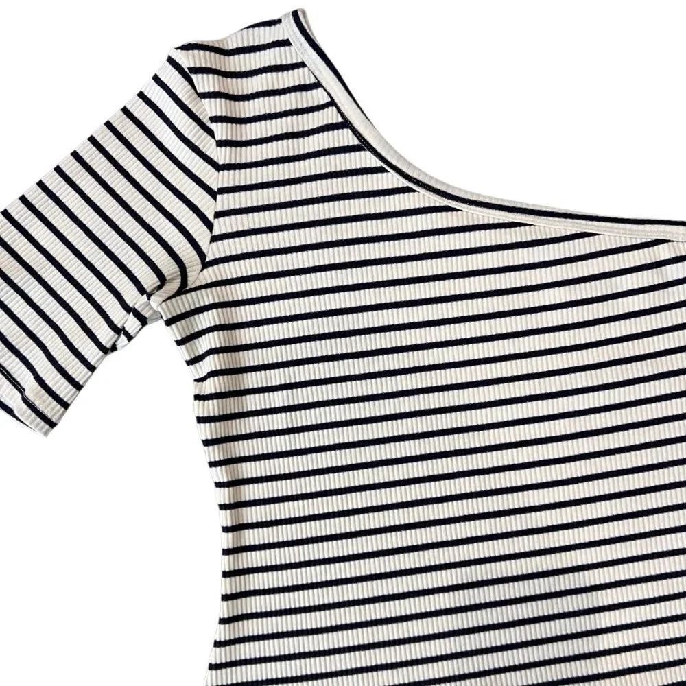 RITA ROW Ras Striped Blue Top One-Shoulder Size Large - Picture 12 of 15
